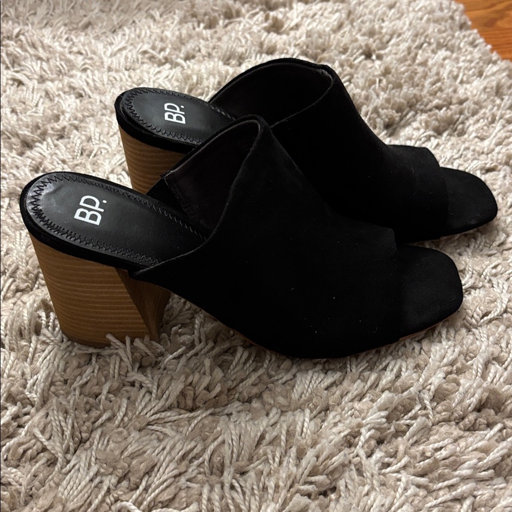 Women's Black Block Heel Mules